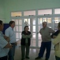 Con el personal de la Escuela Nº 300 de Esperanza.